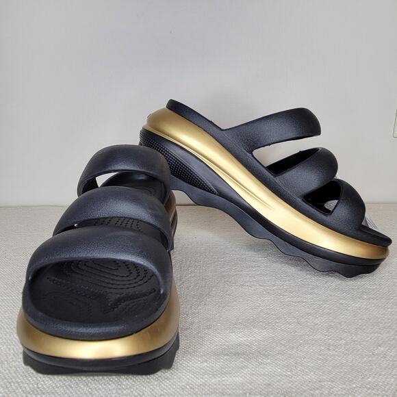CROCS Mega Crush Metallic Triple Strap Platform Wedge Sandal Black/Gold sz W10 - Picture 1 of 9